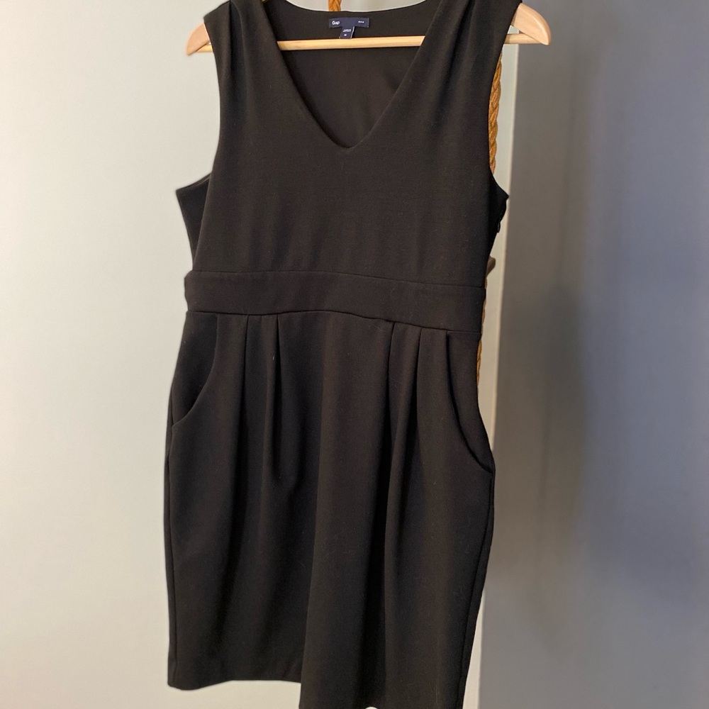 Gap Little Black Dress with Pockets!